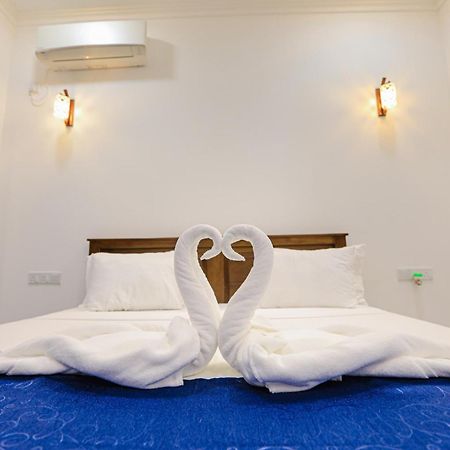 D Marit Motel Negombo Extérieur photo