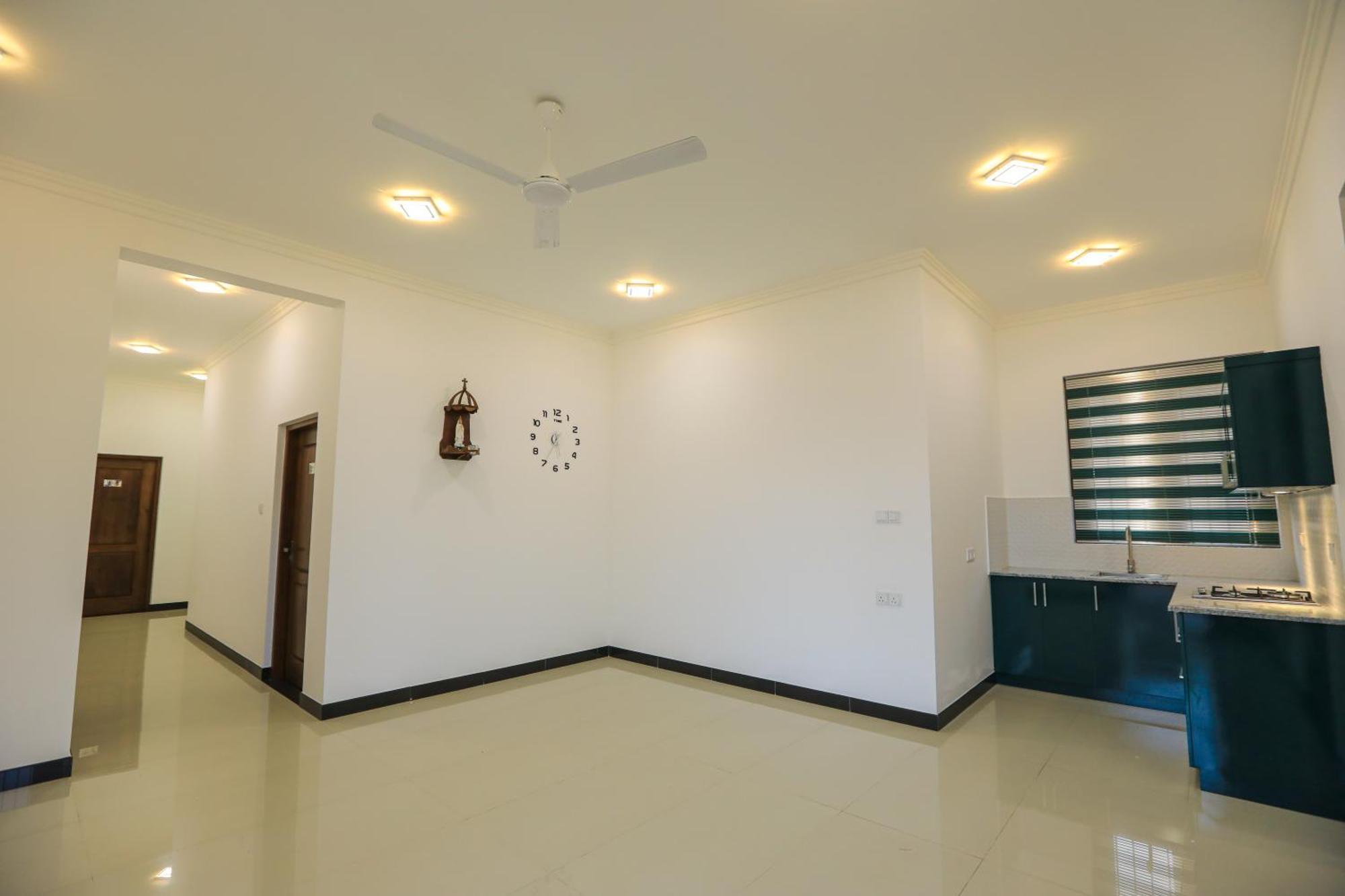 D Marit Motel Negombo Extérieur photo