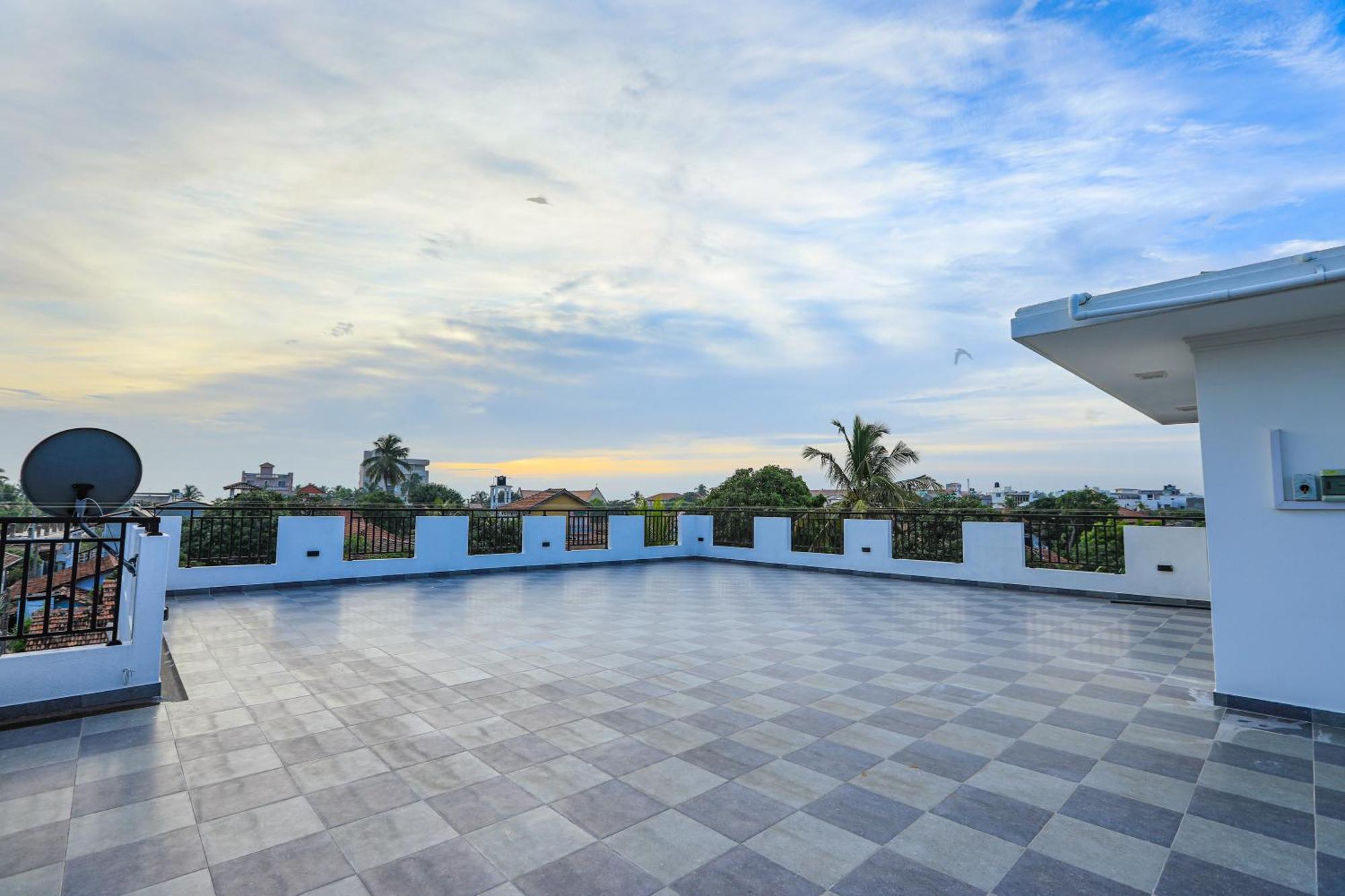 D Marit Motel Negombo Extérieur photo